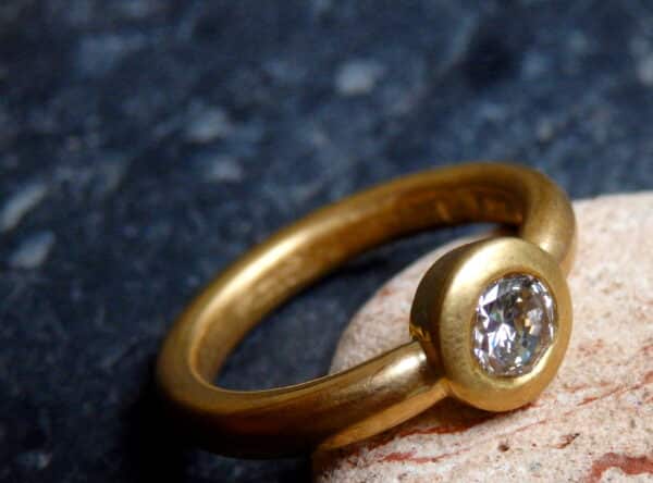 Unikat Ring runde Schiene Gold 750 Brillant Rubin Saphir Turmalin... Bestellung