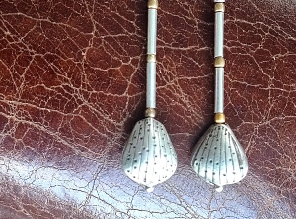 Unikat Ohrschmuck Ohrring Silber 925 tlw. vergoldet ziselierte Muschel Shell